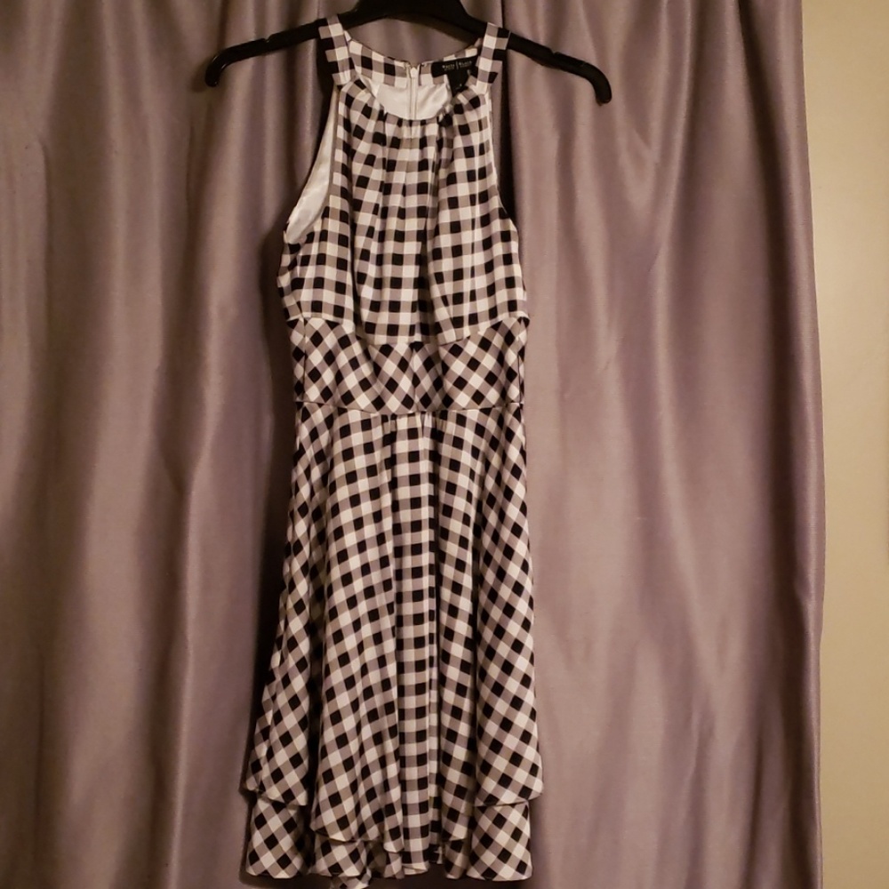 White House Black Market dress size 4